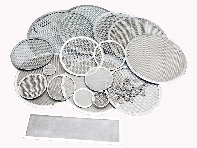 Assorted round and rectangular wire mesh filter disc configurations