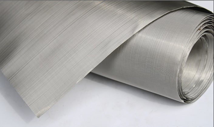 Dense stainless steel Dutch weave mesh supplied in rolls