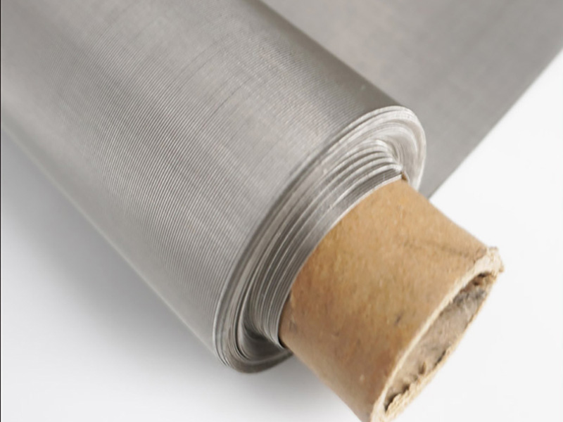 Fine stainless steel Dutch weave filter mesh wound on a roll