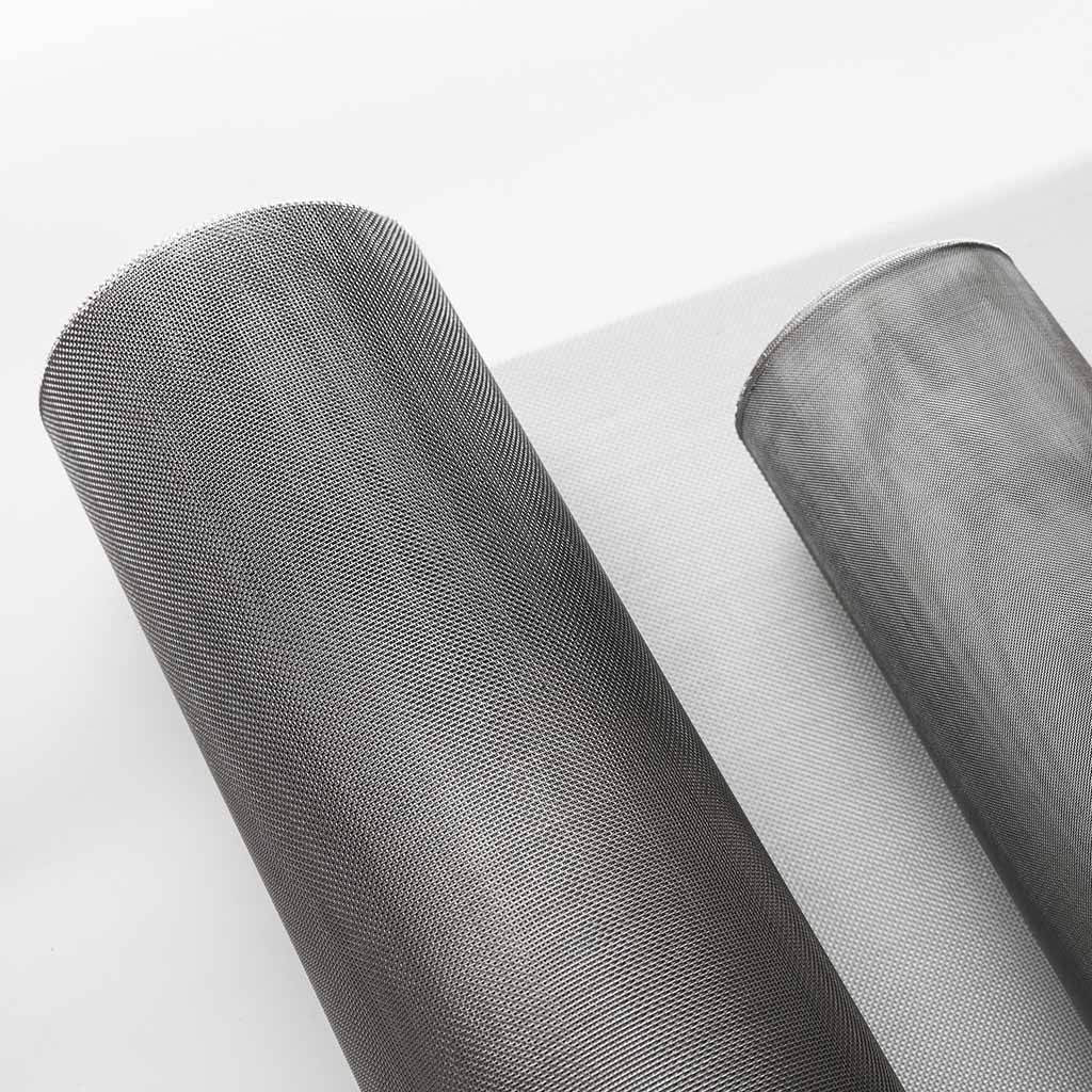 Fine stainless steel mesh formed into cylindrical screens