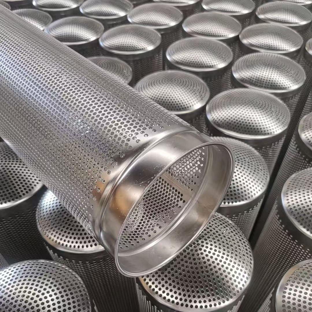 Metal filter elements with open and closed end cap configurations