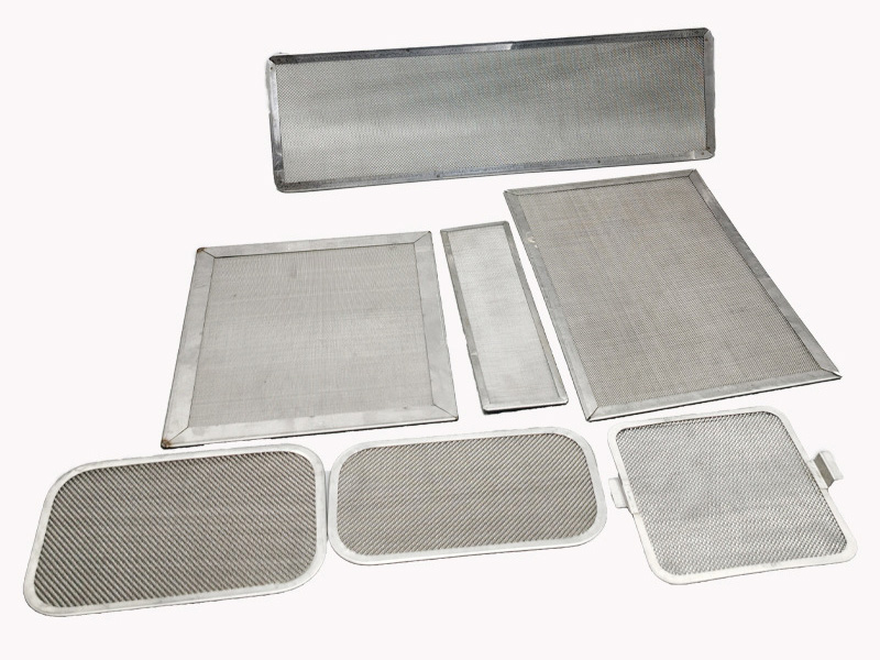 Rectangular and round framed wire mesh filter screens