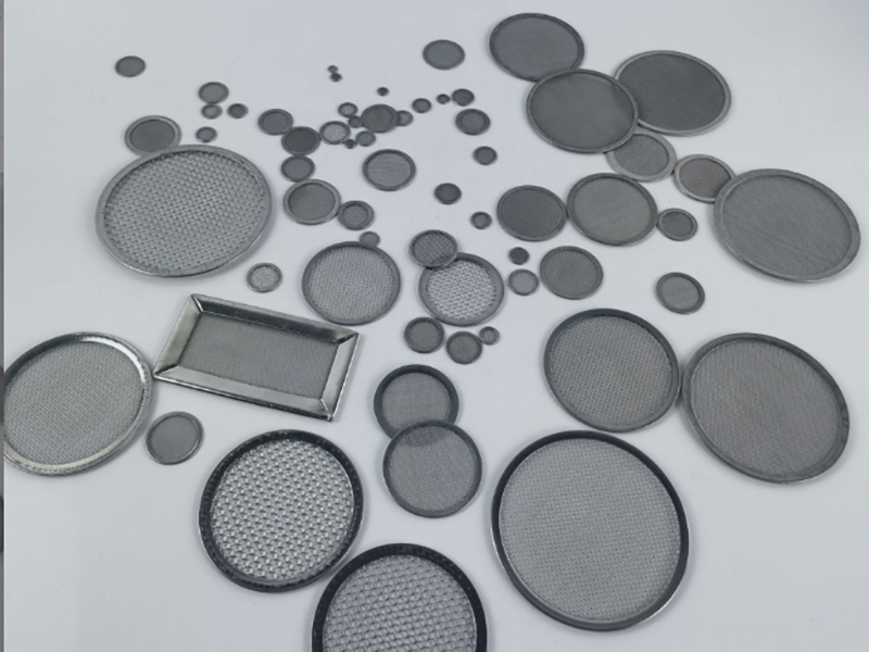Rectangular and round framed wire mesh filter screen components