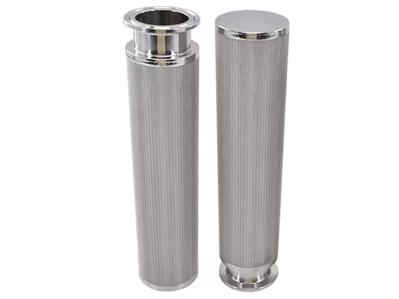 Sintered wire mesh filter cartridge body and interface details