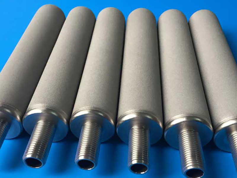 Six cylindrical sintered mesh filter cartridges with threaded connections